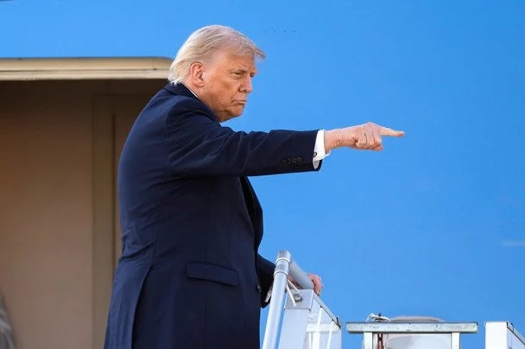 Трамп оголосив про відновлення блокади Ірану та 20% збір у Ормузькій протоці